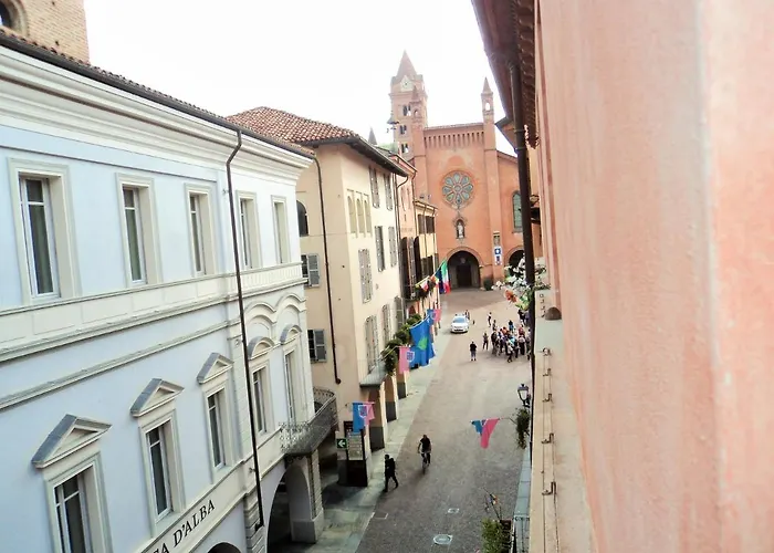 Via Pertinace 1 - Appartamento